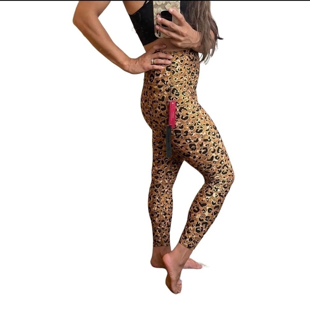 Carbon38 printed gold leopard 7/8 legging
